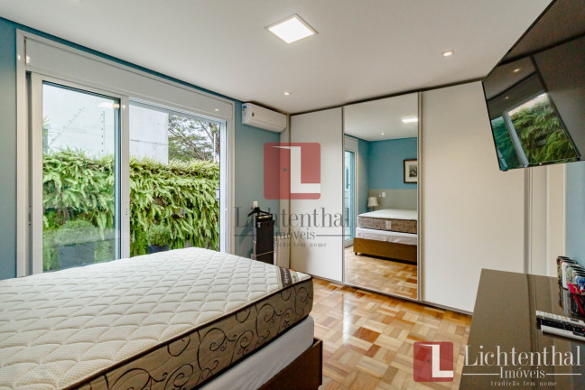 Imagem Casa com 3 Quartos à Venda, 230 m² em Moema - São Paulo