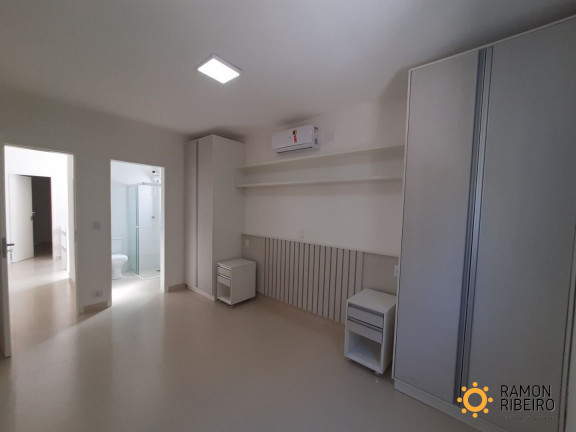Imagem Imóvel com 5 Quartos à Venda,  em Riviera - Bertioga