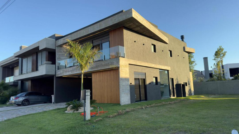 Imagem Casa com 4 Quartos à Venda, 212 m² em Condominio Sunset - Xangri-lá Imagem Casa com 4 Quartos à Venda, 212 m² em Condominio Sunset - Xangri-lá
