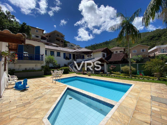 Casa com 4 Quartos à Venda, 388 m² em Tijuca - Teresópolis