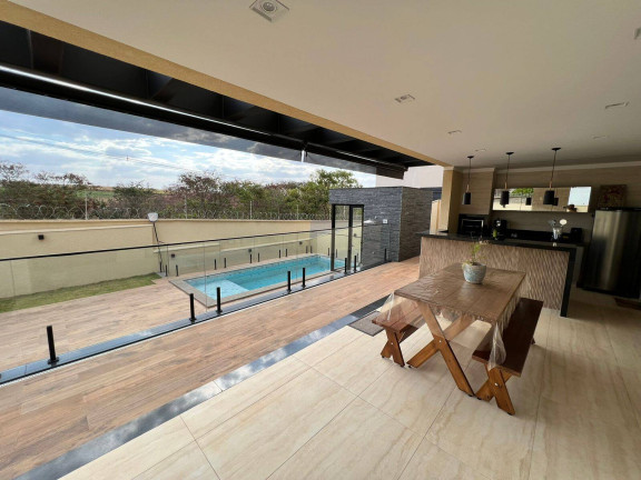 Imagem Casa com 3 Quartos à Venda, 475 m² em Ribeirão Preto Imagem Casa com 3 Quartos à Venda, 475 m² em Ribeirão Preto