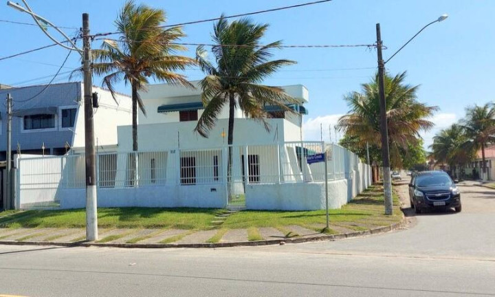 Casa com 6 Quartos à Venda, 629 m² em Flórida - Peruíbe
