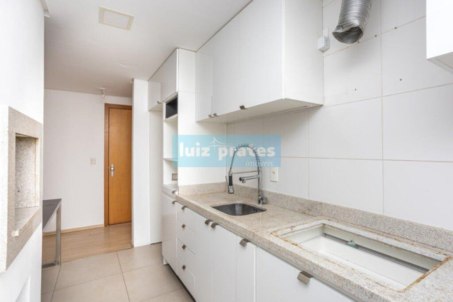 Imagem Apartamento com 2 Quartos à Venda, 70 m² em São João - Porto Alegre