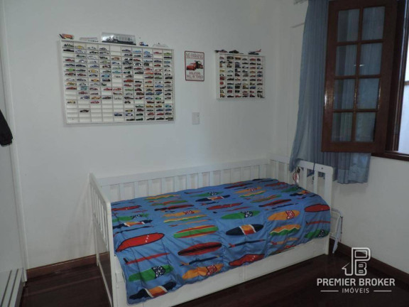 Imagem Casa com 4 Quartos à Venda, 230 m² em Carlos Guinle - Teresópolis
