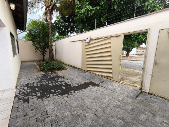 Imagem Casa com 3 Quartos à Venda, 200 m² em Parque Amazonia - Goiania Imagem Casa com 3 Quartos à Venda, 200 m² em Parque Amazonia - Goiania