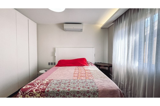 Imagem Casa com 4 Quartos à Venda,  em Alto Da Boa Vista - São Paulo