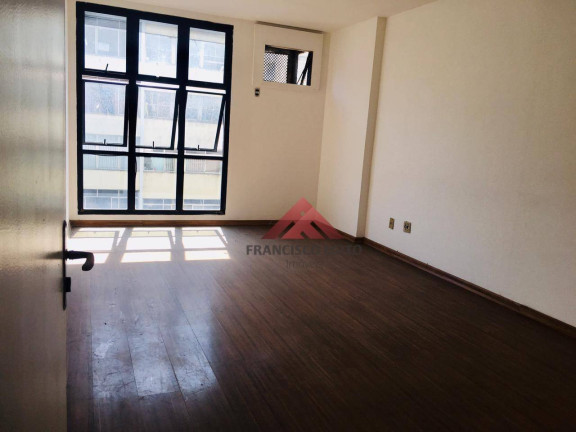 Sala Comercial à Venda, 30 m² em Centro - Niterói