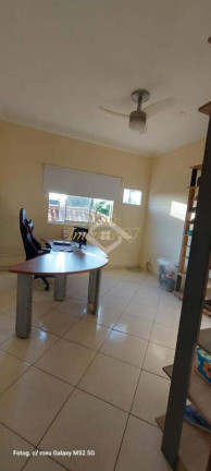 Imagem Casa com 5 Quartos à Venda, 520 m² em Itaipu - Niterói Imagem Casa com 5 Quartos à Venda, 520 m² em Itaipu - Niterói
