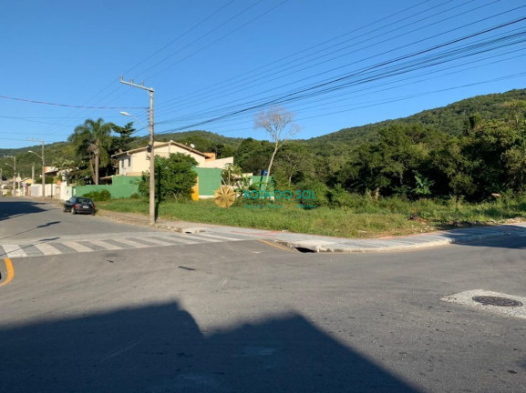 Imagem Terreno à Venda, 400 m² em Bombas - Bombinhas Imagem Terreno à Venda, 400 m² em Bombas - Bombinhas