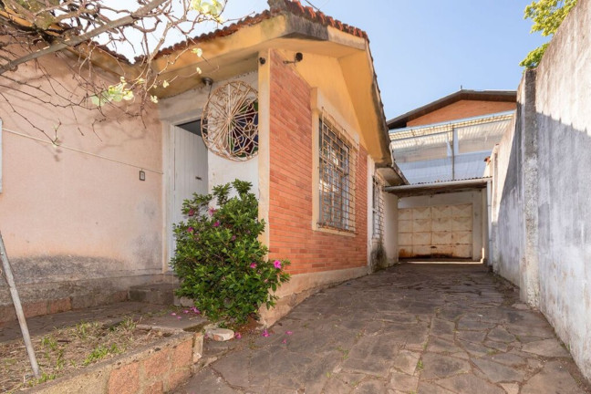 Imagem Imóvel com 3 Quartos à Venda, em Santa Tereza - Porto Alegre Imagem Imóvel com 3 Quartos à Venda, em Santa Tereza - Porto Alegre