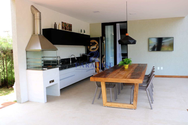 Imagem Casa com 8 Quartos à Venda, 362 m² em Guarajuba - Camaçari