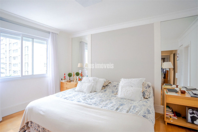 Imagem Apartamento com 4 Quartos à Venda, 225 m² em Itaim Bibi - São Paulo