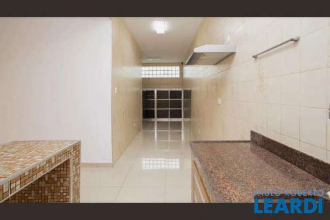 Imagem Casa com 3 Quartos à Venda, 343 m² em Campestre - Santo André Imagem Casa com 3 Quartos à Venda, 343 m² em Campestre - Santo André