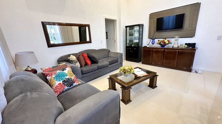 Imagem Casa com 3 Quartos à Venda, 303 m² em Klp - Foz Do Iguaçu Imagem Casa com 3 Quartos à Venda, 303 m² em Klp - Foz Do Iguaçu