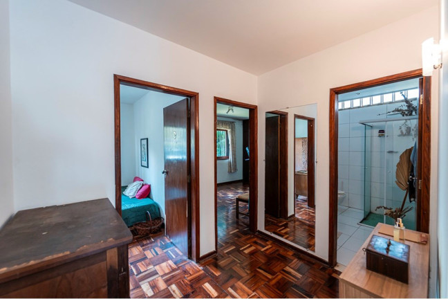 Imagem Casa com 5 Quartos à Venda, 259 m² em Jardim Marajoara - São Paulo Imagem Casa com 5 Quartos à Venda, 259 m² em Jardim Marajoara - São Paulo