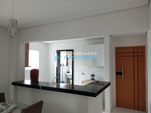 Imagem Apartamento com 2 Quartos à Venda, 90 m² em Caiçara - Praia Grande