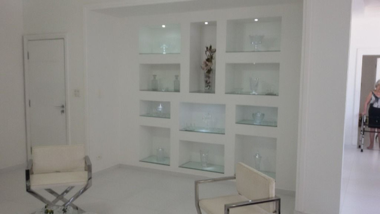 Imagem Apartamento com 4 Quartos à Venda, 235 m² em Pitangueiras - Guarujá