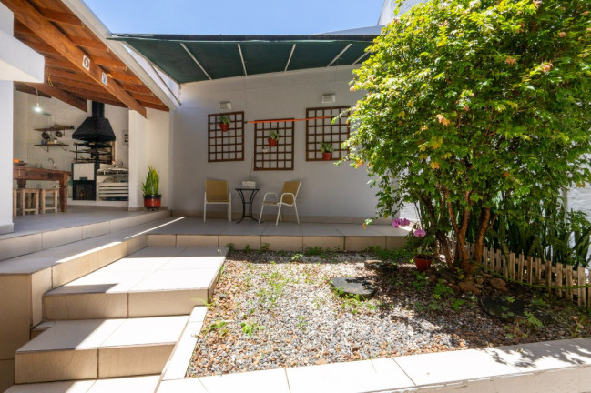 Imagem Casa de Vila com 4 Quartos à Venda, 240 m² em Rolinópolis - São Paulo