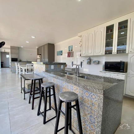 Imagem Imóvel com 3 Quartos à Venda, 370 m² em Jardim Maria Rosa - Araras