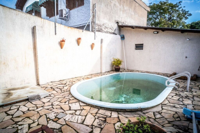 Imagem Casa com 3 Quartos à Venda, 190 m² em Camaquã - Porto Alegre