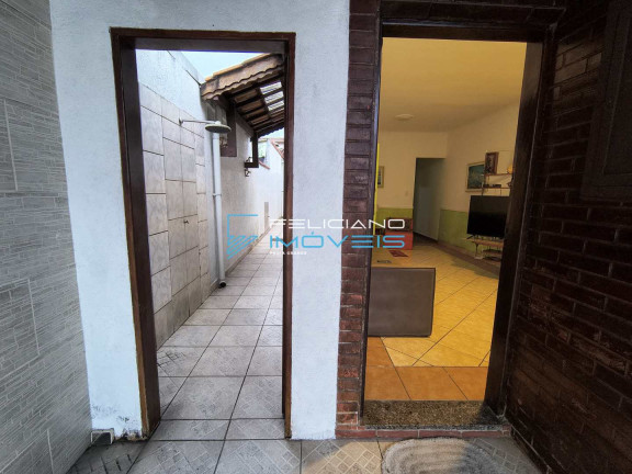 Imagem Casa com 2 Quartos à Venda, 120 m² em Guilhermina - Praia Grande Imagem Casa com 2 Quartos à Venda, 120 m² em Guilhermina - Praia Grande
