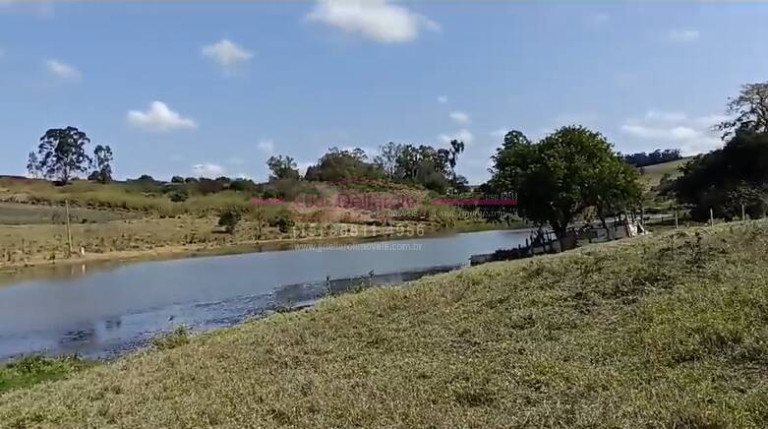 Imagem Chácara com 2 Quartos à Venda, 150 m² em área Rural De Tatuí - Tatuí