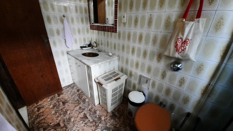Imagem Casa com 3 Quartos à Venda, 236 m² em Barreiro - Belo Horizonte