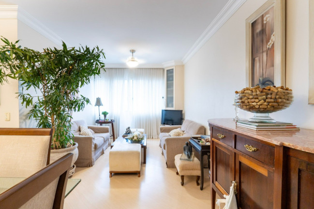Apartamento com 3 Quartos à Venda, 91 m² em Moema - São Paulo