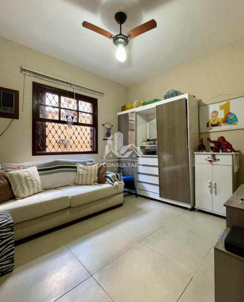 Imagem Casa com 3 Quartos à Venda, 126 m² em Marapé - Santos