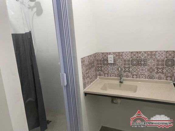 Imagem Casa com 1 Quarto para Alugar, 11 m² em Centro - Jacareí