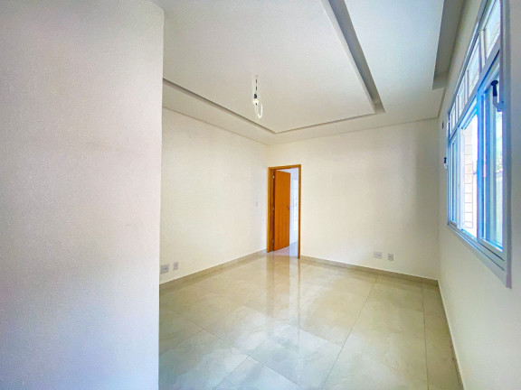 Casa com 3 Quartos à Venda, 93 m² em Embaré - Santos