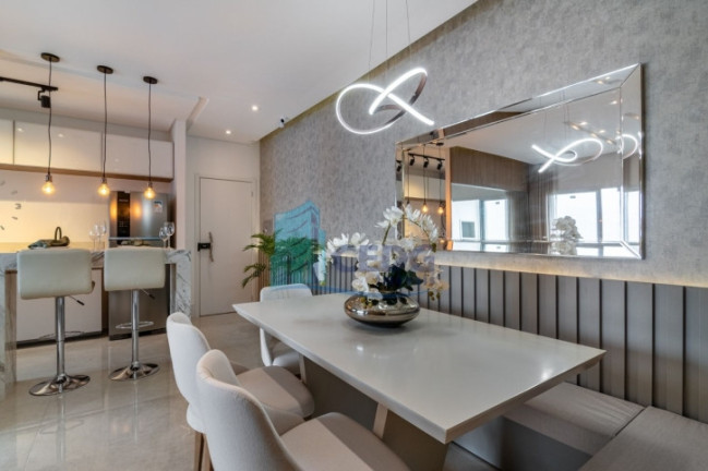 Imagem Apartamento com 2 Quartos à Venda, 71 m² em Mercês - Curitiba Imagem Apartamento com 2 Quartos à Venda, 71 m² em Mercês - Curitiba