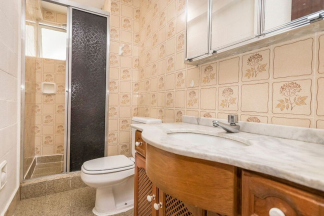 Imagem Imóvel com 1 Quarto à Venda, 58 m² em Bom Fim - Porto Alegre Imagem Imóvel com 1 Quarto à Venda, 58 m² em Bom Fim - Porto Alegre