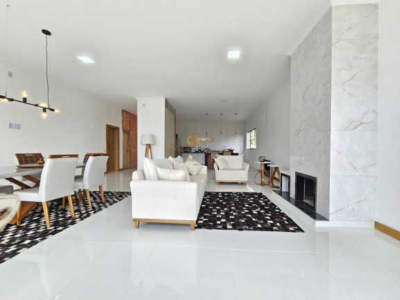 Imagem Casa com 5 Quartos à Venda, 504 m² em Barra Do Imbuí - Teresópolis Imagem Casa com 5 Quartos à Venda, 504 m² em Barra Do Imbuí - Teresópolis