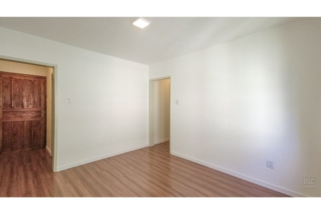 Imagem Apartamento com 2 Quartos à Venda, 55 m² em Santa Tereza - Porto Alegre Imagem Apartamento com 2 Quartos à Venda, 55 m² em Santa Tereza - Porto Alegre