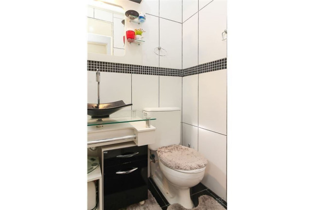 Imagem Imóvel com 2 Quartos à Venda, 52 m² em Vila Nova - Porto Alegre