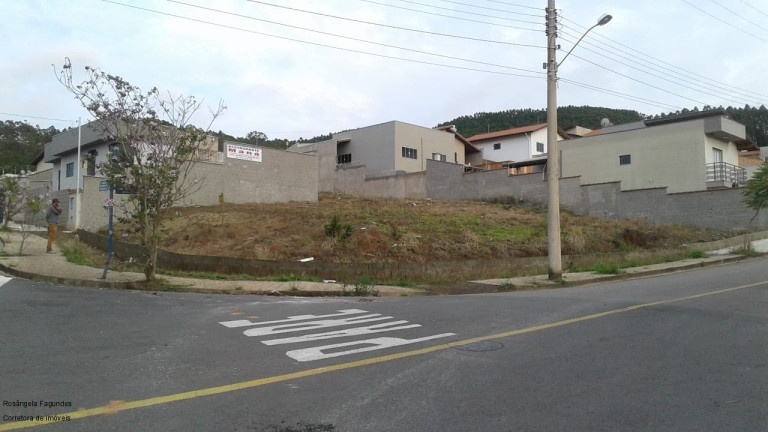 Imagem Terreno à Venda, 456 m² em Loteamento Residencial Tiradentes - Poços De Caldas Imagem Terreno à Venda, 456 m² em Loteamento Residencial Tiradentes - Poços De Caldas