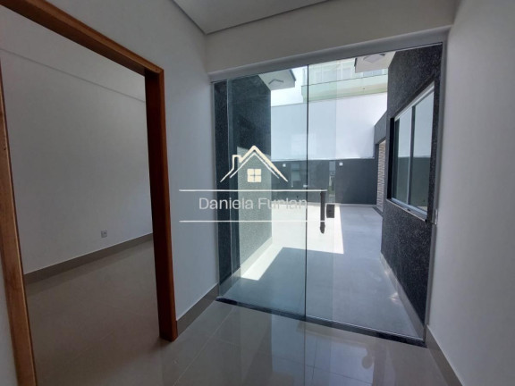 Imagem Casa de Condomínio com 3 Quartos à Venda, 115 m² em Condomínio Terras De São Francisco - Sorocaba Imagem Casa de Condomínio com 3 Quartos à Venda, 115 m² em Condomínio Terras De São Francisco - Sorocaba