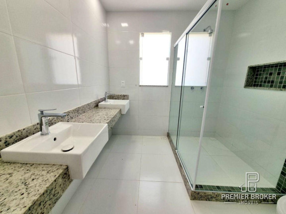 Imagem Casa com 2 Quartos à Venda, 118 m² em Parque Do Imbui - Teresópolis