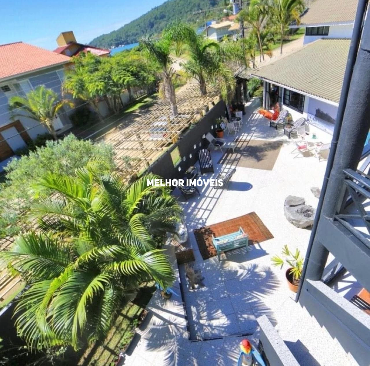 Imagem Imóvel com 22 Quartos à Venda, 900 m² em Praia Das Taquaras - Balneário Camboriú Imagem Imóvel com 22 Quartos à Venda, 900 m² em Praia Das Taquaras - Balneário Camboriú