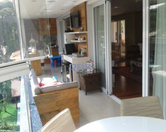 Imagem Apartamento com 3 Quartos à Venda, 195 m² em Indianópolis - São Paulo Imagem Apartamento com 3 Quartos à Venda, 195 m² em Indianópolis - São Paulo
