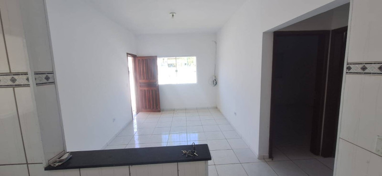 Imagem Casa com 2 Quartos à Venda, 67 m² em Jardim Veneza - Peruíbe