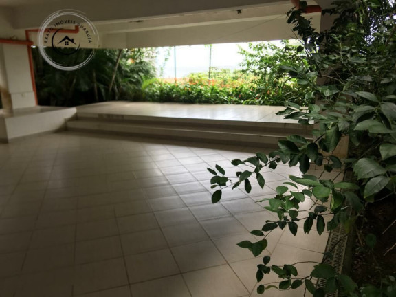 Imagem Casa com 4 Quartos à Venda, 350 m²