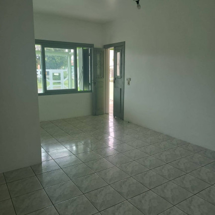 Imagem Casa com 5 Quartos à Venda, 300 m² em São José - Tramandaí