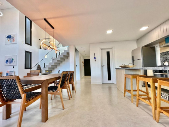 Imagem Casa com 4 Quartos à Venda, 249 m² em Xangri-la - Xangri-la