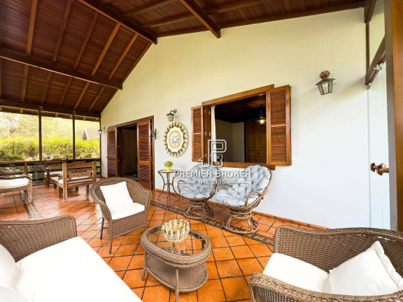 Imagem Casa com 4 Quartos à Venda, 600 m² em Albuquerque - Teresópolis
