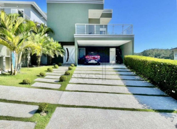 Imóvel com 3 Quartos à Venda, 335 m² em Condomínio Village Los Angeles - Cotia
