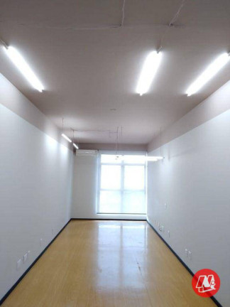 Sala Comercial para Alugar, 30 m² em Auxiliadora - Porto Alegre