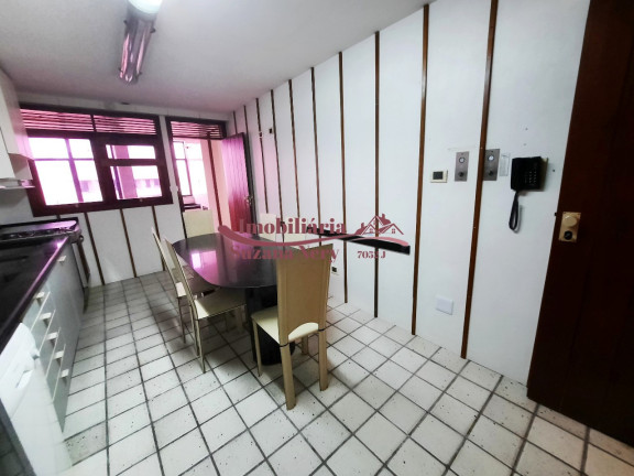 Imagem Apartamento com 4 Quartos à Venda, 550 m² em Candelária - Natal Imagem Apartamento com 4 Quartos à Venda, 550 m² em Candelária - Natal