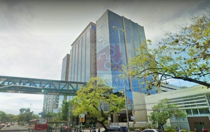 Sala Comercial à Venda, 140 m² em Praia De Belas - Porto Alegre